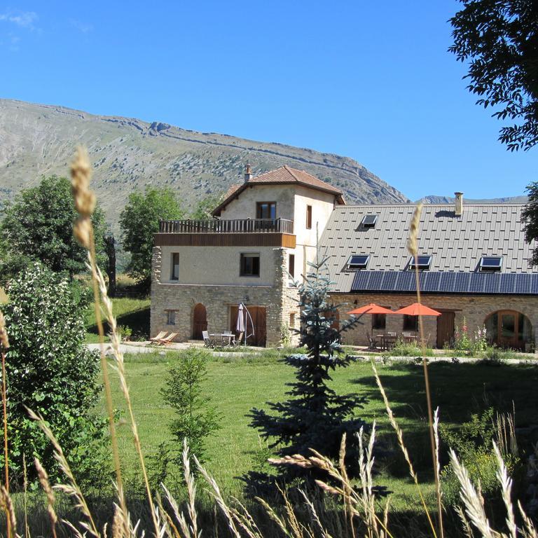 Le Clos De Lumiere La Roche-des-Arnauds 外观 照片